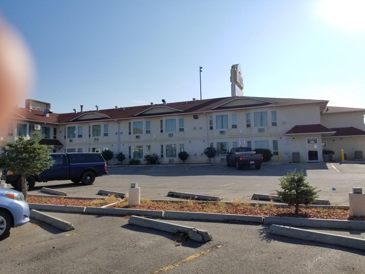 Western Budget Motel West เรดเดียร์ ภายนอก รูปภาพ